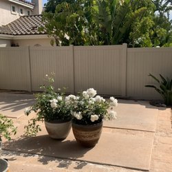 GC Fence - 6 tan grain privacy vinyl fence
