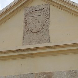 Fortaleza de Sagres - Coat of arms on the fortress entrance