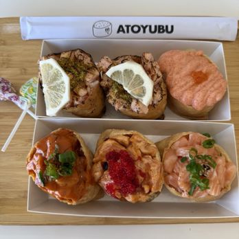 Atoyubu - Top: Lemon Pepper Salmon, Creamy Myungran Bottom: Spicy Tuna, Popping Spicy Salmon, Fresh Salmon - Japanese Near Me - Buena Park, California