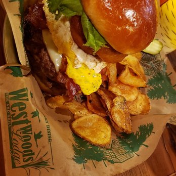 Westwoods Lodge Pub & Grill and Big Timber Bourbon Bar - Kodiak burger - American Near Me - Springfield, Illinois