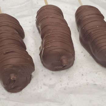 Rocky Mountain Chocolate Factory - Chocolatiers & Shops Near Me - Orange, California