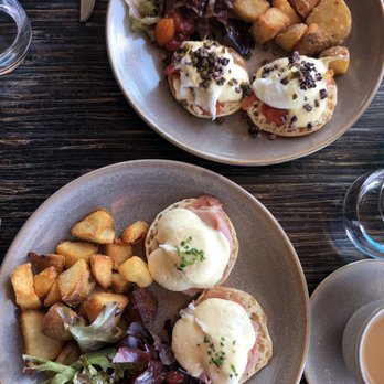 Boom + Batten - Brunch: Meat Benny and the Sea Benny - Pizza Near Me - Victoria, British Columbia