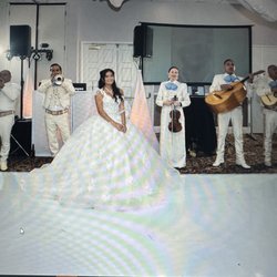 Mariachi Sabor De Mi Tierra - My daughter with the mariachi band