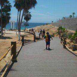 Newly constructed walkway to the beach.  Quick 2 minute walk.