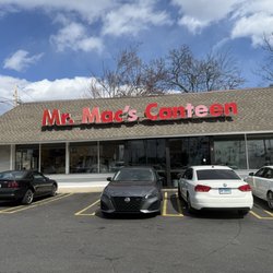 Mr. Mac's Canteen - Parking lot