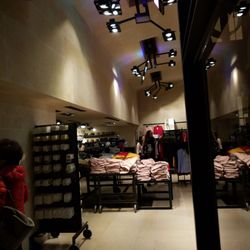 H&M