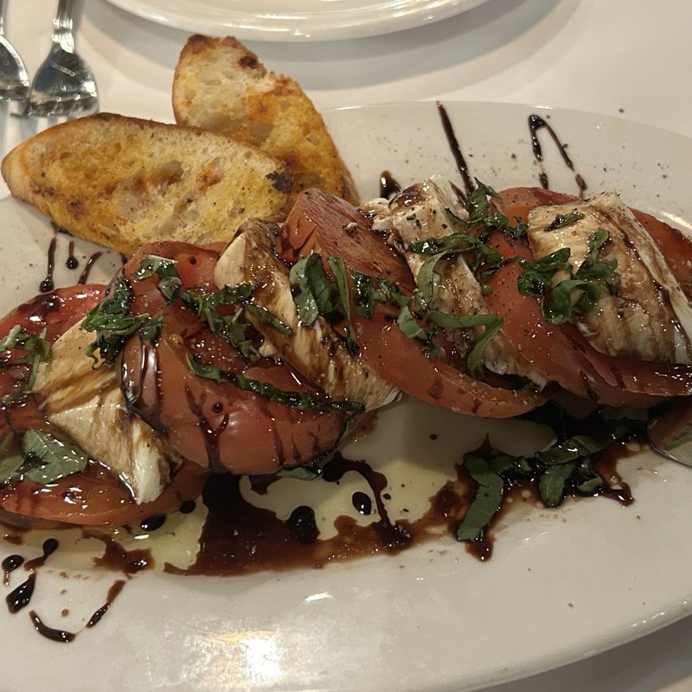 Bistro Arancini - Heirloom Burrata - Italian Near Me - Burlingame, California