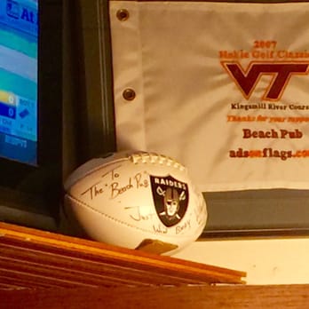 Beach Pub - Nice sports bar - American Near Me - Virginia Beach, Virginia