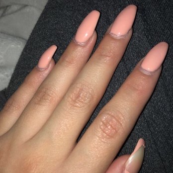 Q Nails Gurnee - My thumb which has my original ombré nail! Acrylic powder was applied and paint over my nails. Horrible and unprofessional. - Nail Salons Near Me - Gurnee, Illinois