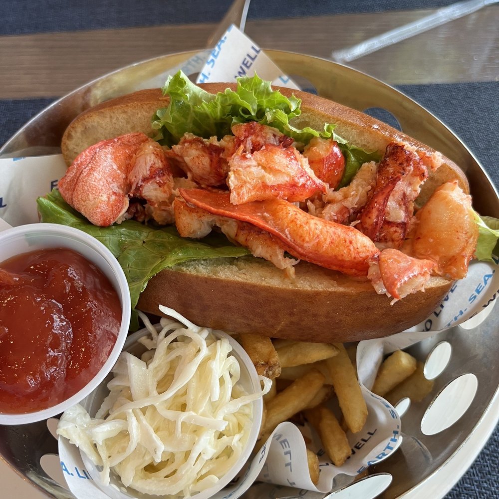 Sea Bar - Lobster Roll - Seafood Near Me - Great Neck Plaza, New York Sea Bar - Lobster Roll - Seafood Near Me - Great Neck Plaza, New York