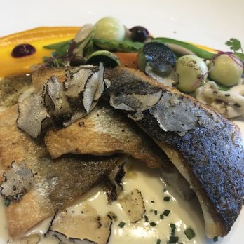 松藝館 - This is fried fish 2/5 - French Near Me - Hong Kong, HK