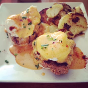 Humble Bee - Eggs Benedict - Breakfast & Brunch Near Me - Northridge, California Humble Bee - Eggs Benedict - Breakfast & Brunch Near Me - Northridge, California