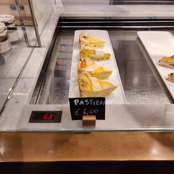 Molino Bakery - Patheon - Breakfast & Brunch Near Me - Rome, RM Molino Bakery - Patheon - Breakfast & Brunch Near Me - Rome, RM