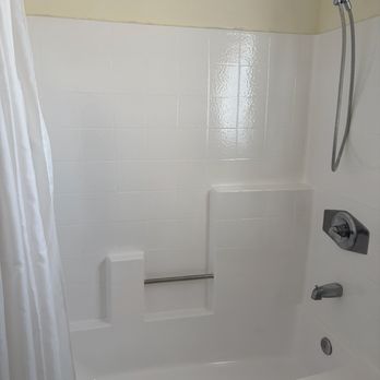 TubPros - After restoration. It looks great. - Refinishing Services Near Me - Redondo Beach, California TubPros - After restoration. It looks great. - Refinishing Services Near Me - Redondo Beach, California