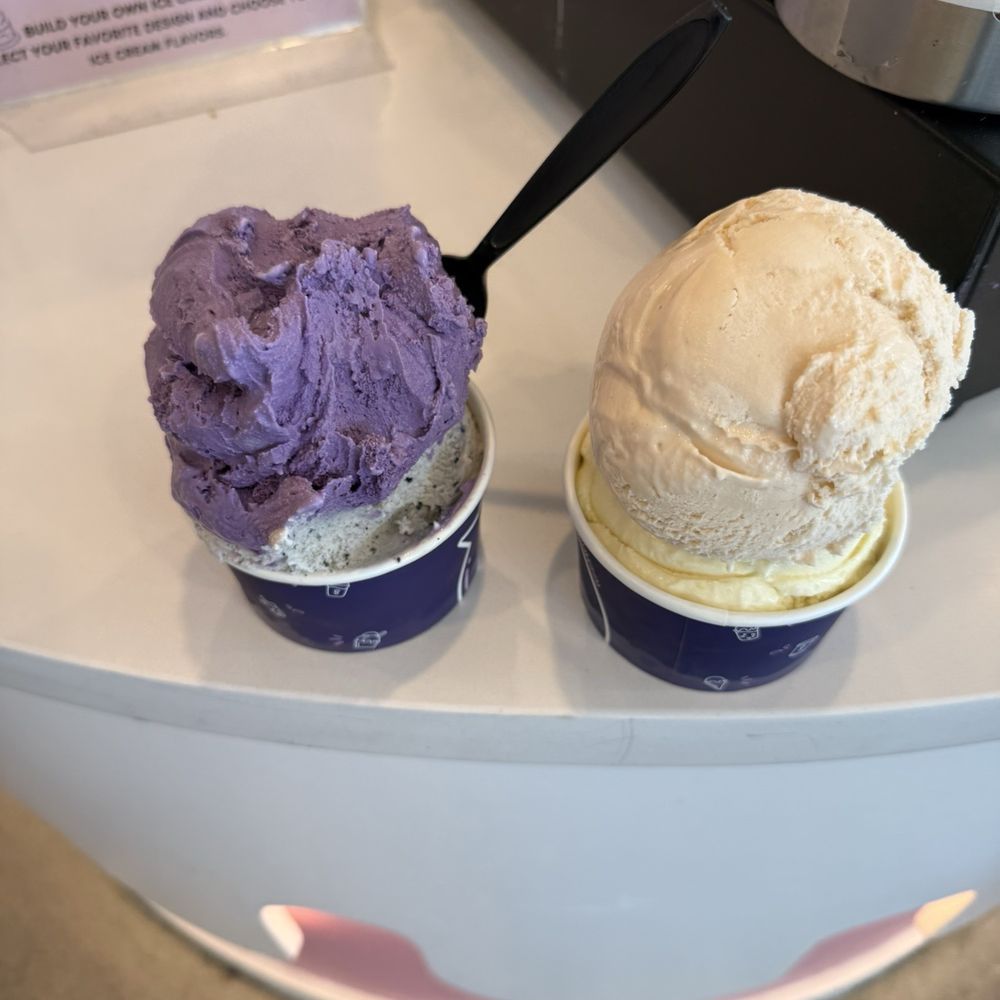 Smoove Ice Cream - Ube/Black Sesame and Tropical Durian/Peach Oolong - Ice Cream & Frozen Yogurt Near Me - Milpitas, California