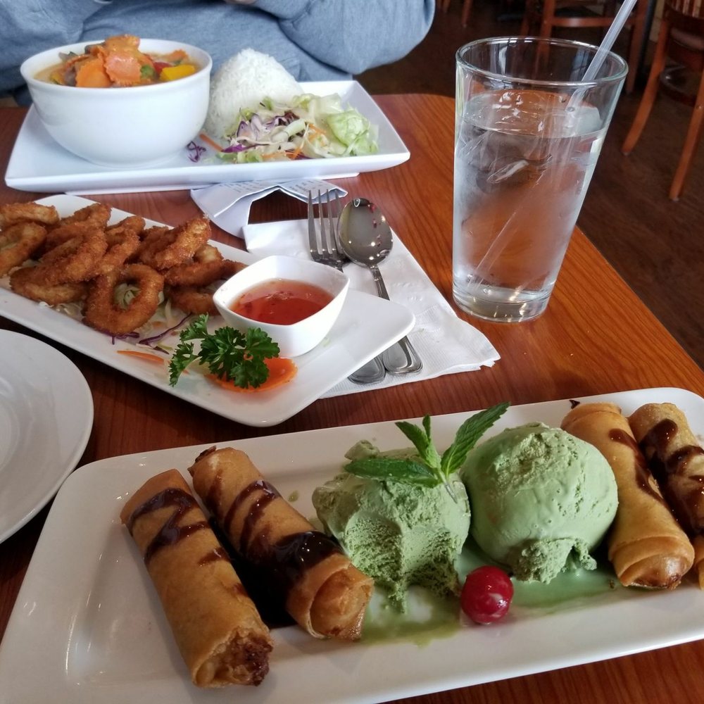 Pikul Thai Bistro - Thai Near Me - Fairfield, California Pikul Thai Bistro - Thai Near Me - Fairfield, California