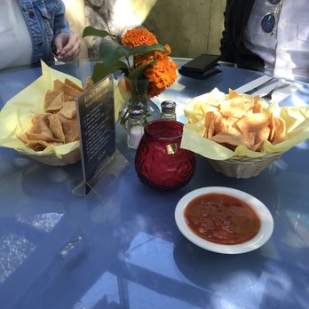 Don Antonio's - Salsa and chips while you wait - Mexican Near Me - Los Angeles, California