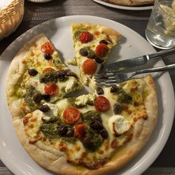 Il Pinzimonio - Gluten free "Cinque Terre" pizza vegetariana! Yum!