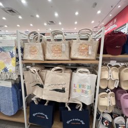 Miniso