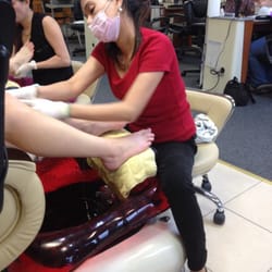 VN Nails - Leg massage as part of a pedicure