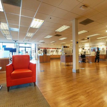 LensCrafters - Waiting Area - Eyewear & Opticians Near Me - Lynnwood, Washington LensCrafters - Waiting Area - Eyewear & Opticians Near Me - Lynnwood, Washington