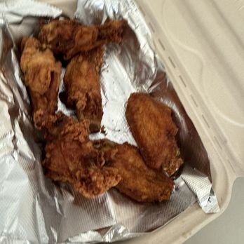 Cheessteaks - Wings with mango sauce on side - Chicken Wings Near Me - Merchantville, New Jersey