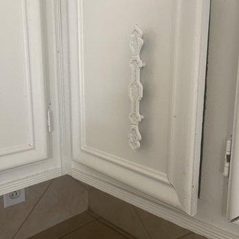 Minnix Property Management - Broken cabinets - Property Management Near Me - Lubbock, Texas Minnix Property Management - Broken cabinets - Property Management Near Me - Lubbock, Texas