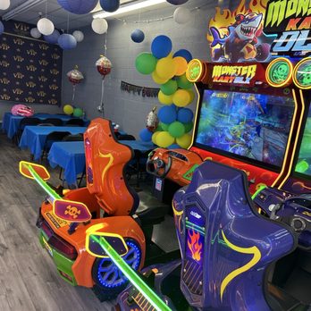 Claw Party Arcade - Arcades Near Me - Glendale, Arizona Claw Party Arcade - Arcades Near Me - Glendale, Arizona