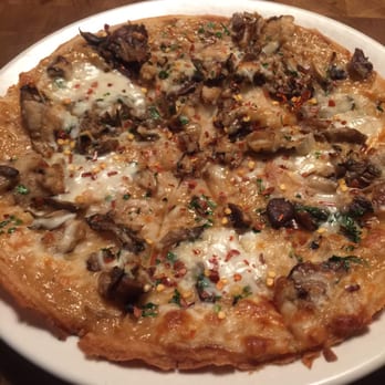 True Food Kitchen - Gluten free mushroom pizza - New American Near Me - Phoenix, Arizona True Food Kitchen - Gluten free mushroom pizza - New American Near Me - Phoenix, Arizona