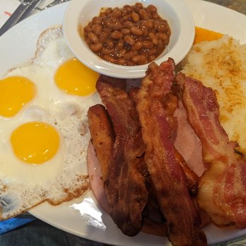 Elgin Street Diner - The BIG breakfast - Diners Near Me - Ottawa, Ontario