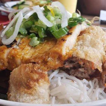 Chez Thuy Restaurant - Special Noodle Bowl - Vietnamese Near Me - Boulder, Colorado Chez Thuy Restaurant - Special Noodle Bowl - Vietnamese Near Me - Boulder, Colorado