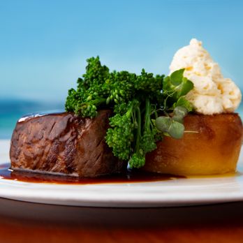 NOAH'S on the beach - Beef Fillet - Hotels Near Me - Newcastle, NSW