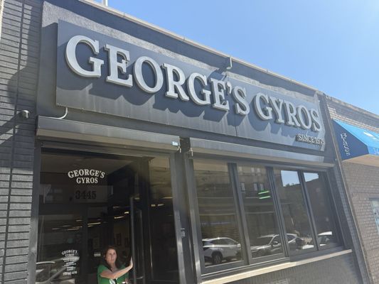 George's Gyros by null