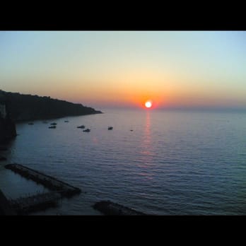 Hotel Imperial Tramontano - Sunset over Naples bay - Hotels Near Me - Sorrento, NA
