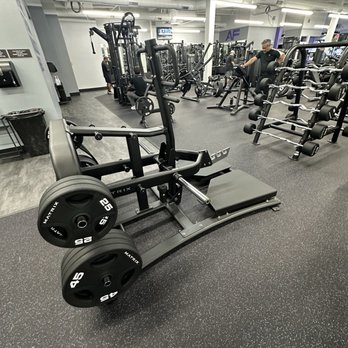 Anytime Fitness - If you know you know Belt squat - Gyms Near Me - Benicia, California Anytime Fitness - If you know you know Belt squat - Gyms Near Me - Benicia, California