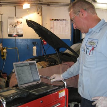Morris Automotive - Dave running diagnostics. - Auto Repair Near Me - Santa Monica, California Morris Automotive - Dave running diagnostics. - Auto Repair Near Me - Santa Monica, California