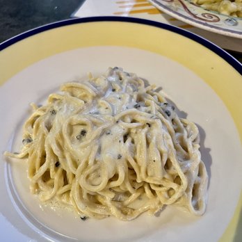 Cacio E Pepe - Tonnarelli cacio e pepe - Italian Near Me - New York, New York Cacio E Pepe - Tonnarelli cacio e pepe - Italian Near Me - New York, New York