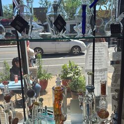 Glass glass glass Grav