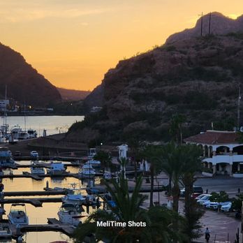 Marinaterra - Marina view from the window in the hall to the marina - Hotels Near Me - Guaymas, SON Marinaterra - Marina view from the window in the hall to the marina - Hotels Near Me - Guaymas, SON