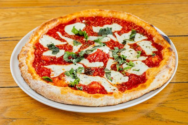 Pizzaiolo by Brothers by null