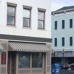 Farmers Insurance George Giannaris Insurance 1431 N Limestone St Springfield Oh Phone Number Yelp