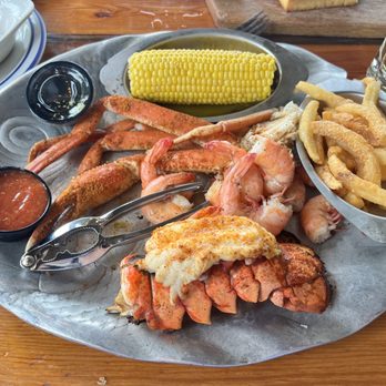 Dockside Restaurant - Seafood Near Me - Beaufort, South Carolina