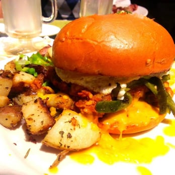 Bella's Cafe - Sloppy Jose - Breakfast & Brunch Near Me - New Haven, Connecticut Bella's Cafe - Sloppy Jose - Breakfast & Brunch Near Me - New Haven, Connecticut