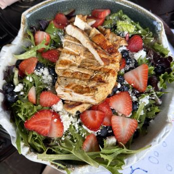 Tavern 73 - Spring salad with chicken - Cocktail Bars Near Me - Pine Brook, New Jersey Tavern 73 - Spring salad with chicken - Cocktail Bars Near Me - Pine Brook, New Jersey
