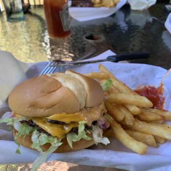 Zeller’s Riverside Bar & Grill - Smashburger - Bars Near Me - Otis, Oregon