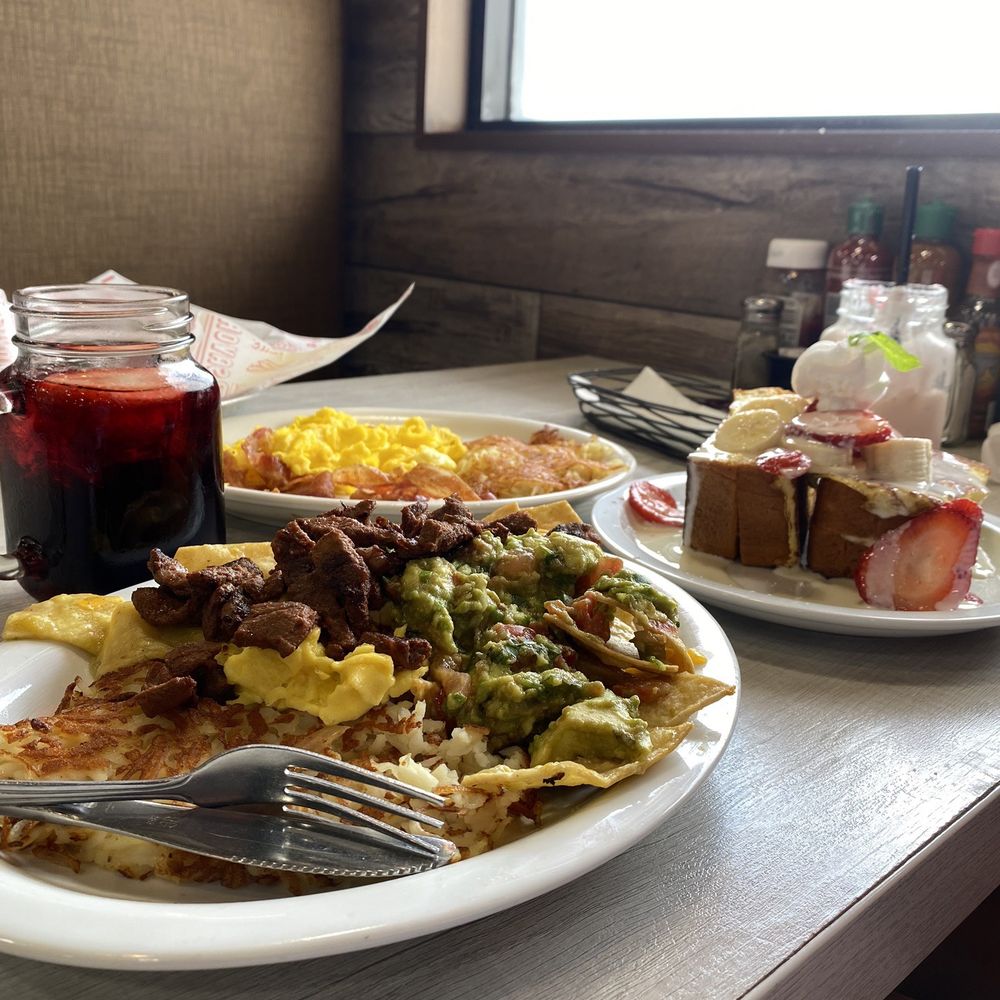 Loaded Cafe - Long Beach - American Near Me - Long Beach, California Loaded Cafe - Long Beach - American Near Me - Long Beach, California