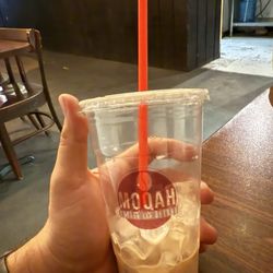 Moqah Coffee & Beyond - Iced Chai