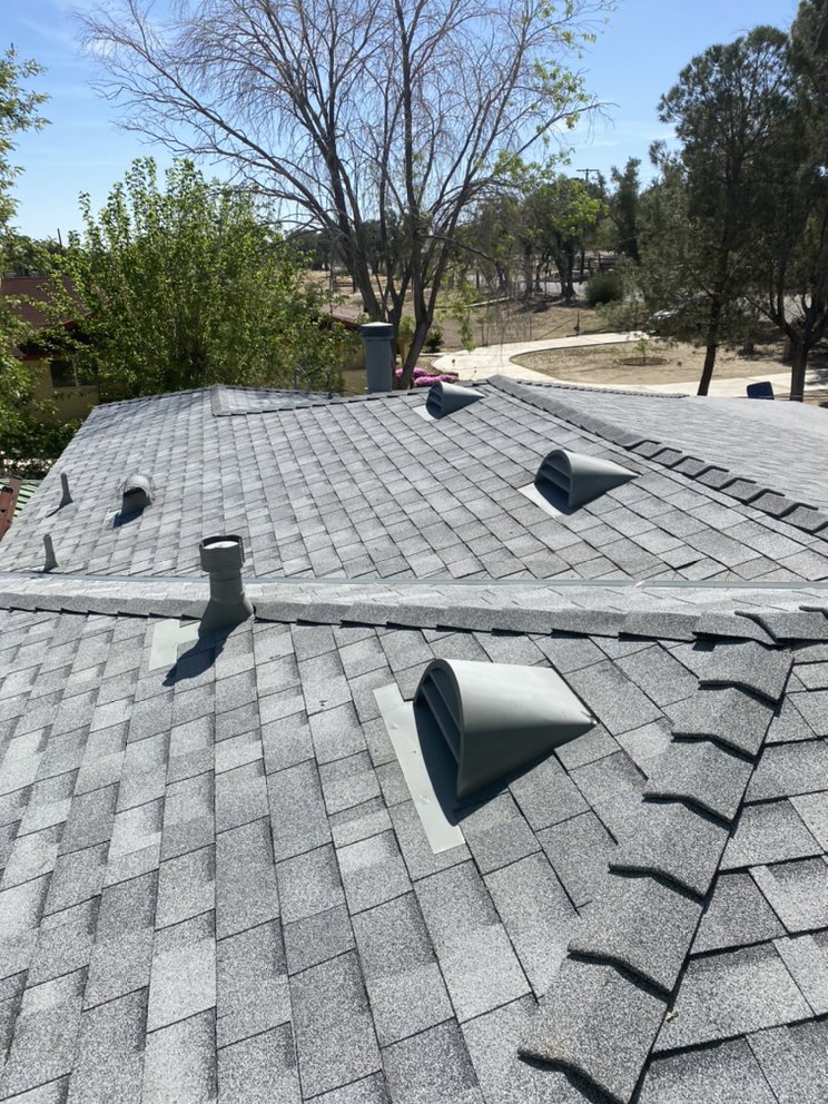 Slide of Villa’s Roofing