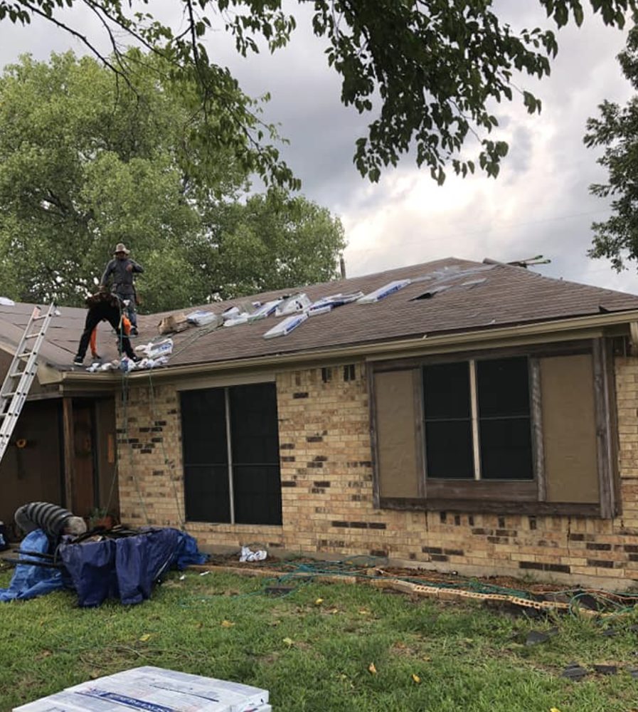 Slide of Metro Roofing