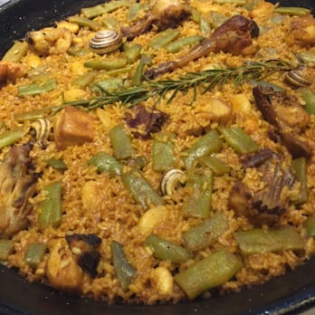 Arrocería la Valenciana - Arroceria / Paella Near Me - Valencia, V